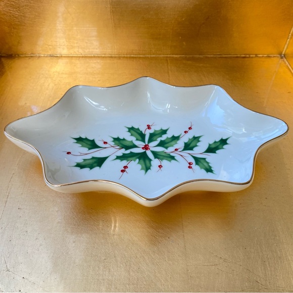 Lenox Holiday Holly Candy Dish - Picture 7 of 7